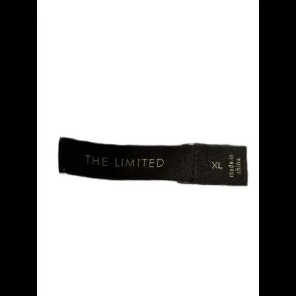 The limited tan and red sweater cardigan - Picture 4 of 4